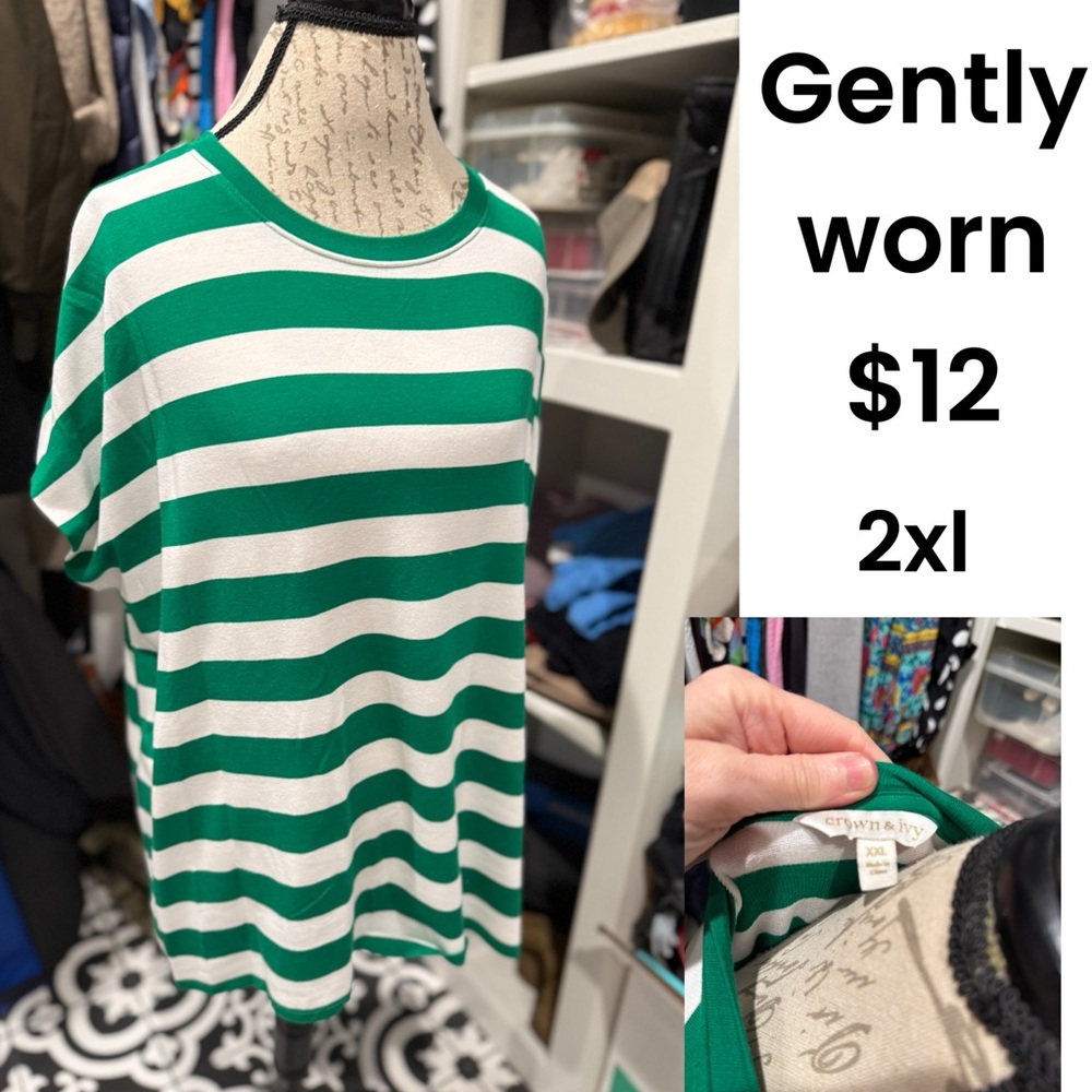 crown & ivy Green and White Striped Short Sleeve Tee
